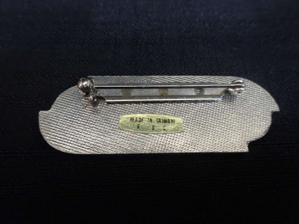 Three Stunning Vintage Costume Jewellery Brooches - See My Description