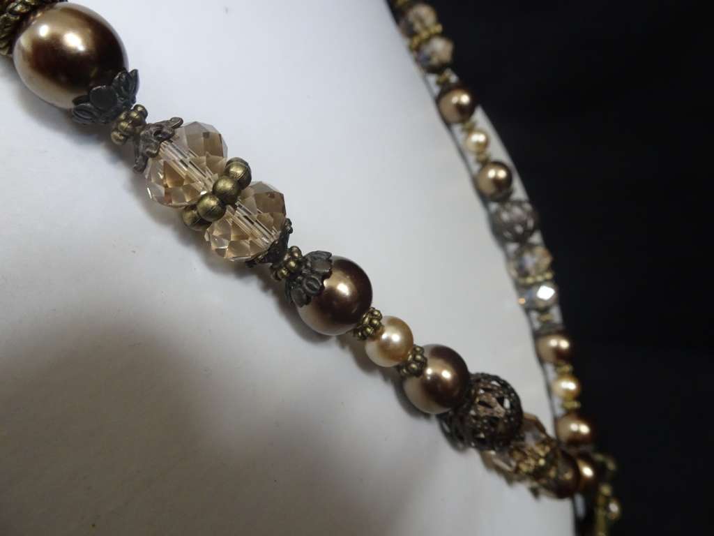 Beautiful Joblot Of Costume Jewellery - In Excellent Condition - See My Description