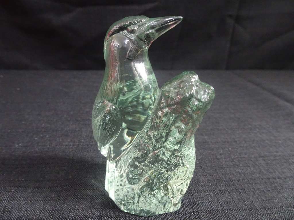 Svenskt Glass Crystal Woodpecker Bird Wren RSPB Limited edition Signed P.Hoff. Paperweight