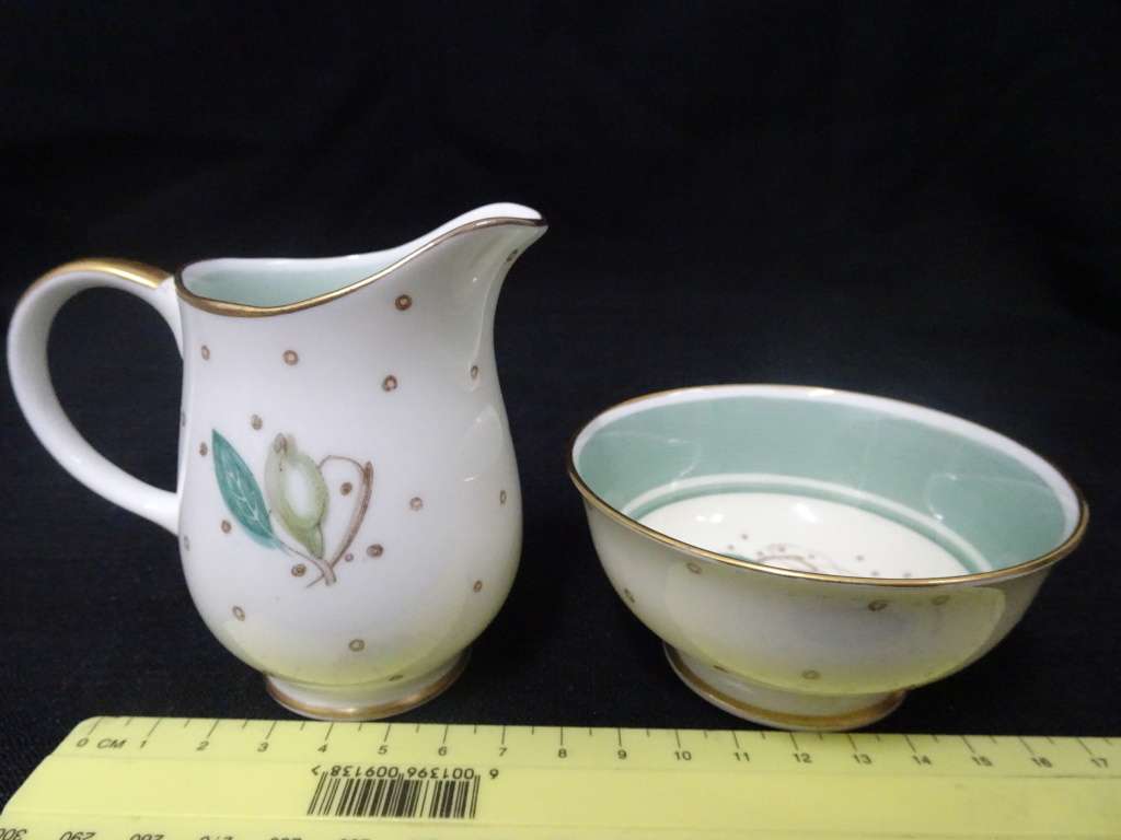Stunning Susie Cooper `Magnolia` Coffee Set - See Description