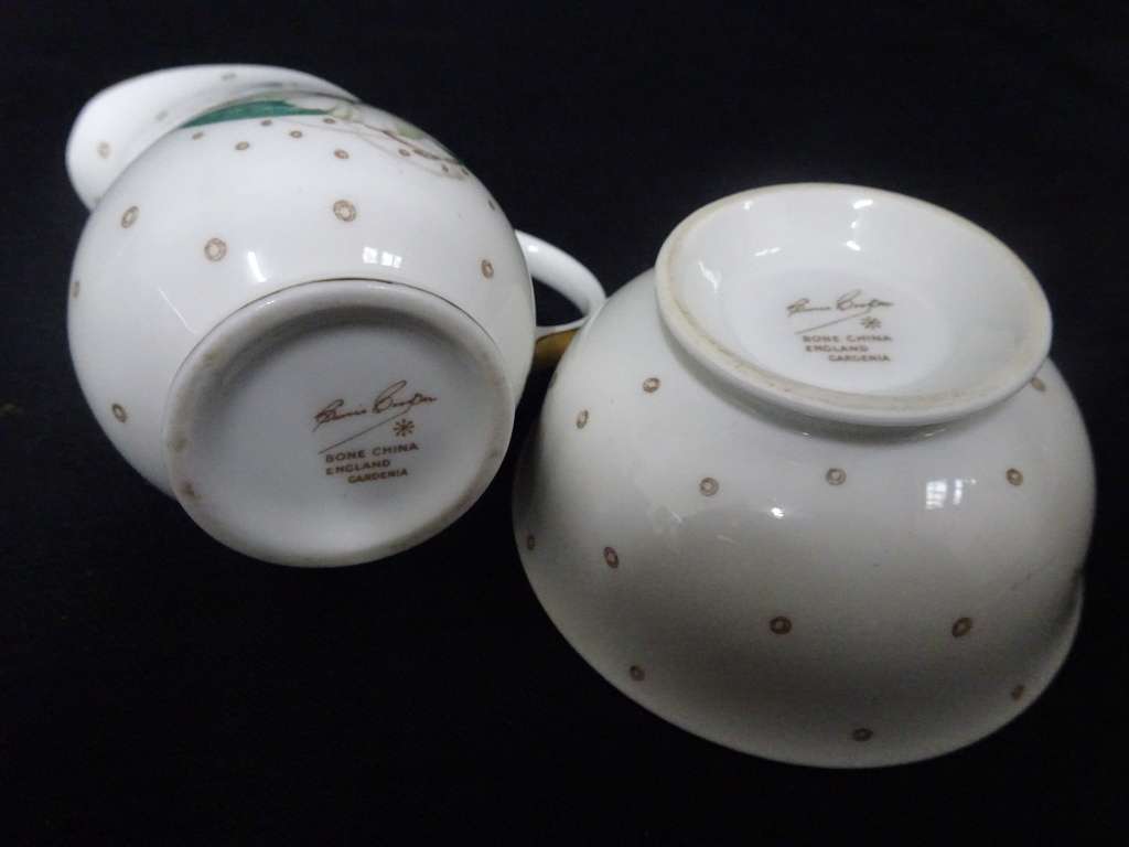 Stunning Susie Cooper `Magnolia` Coffee Set - See Description
