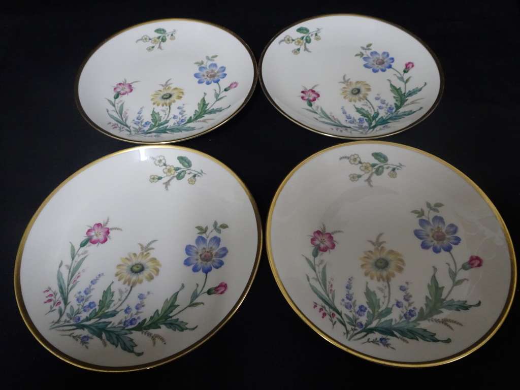 Stunning Four Piece Thomas Ivory Bavaria Floral Wild Flower Salad Plates - Made In Germany