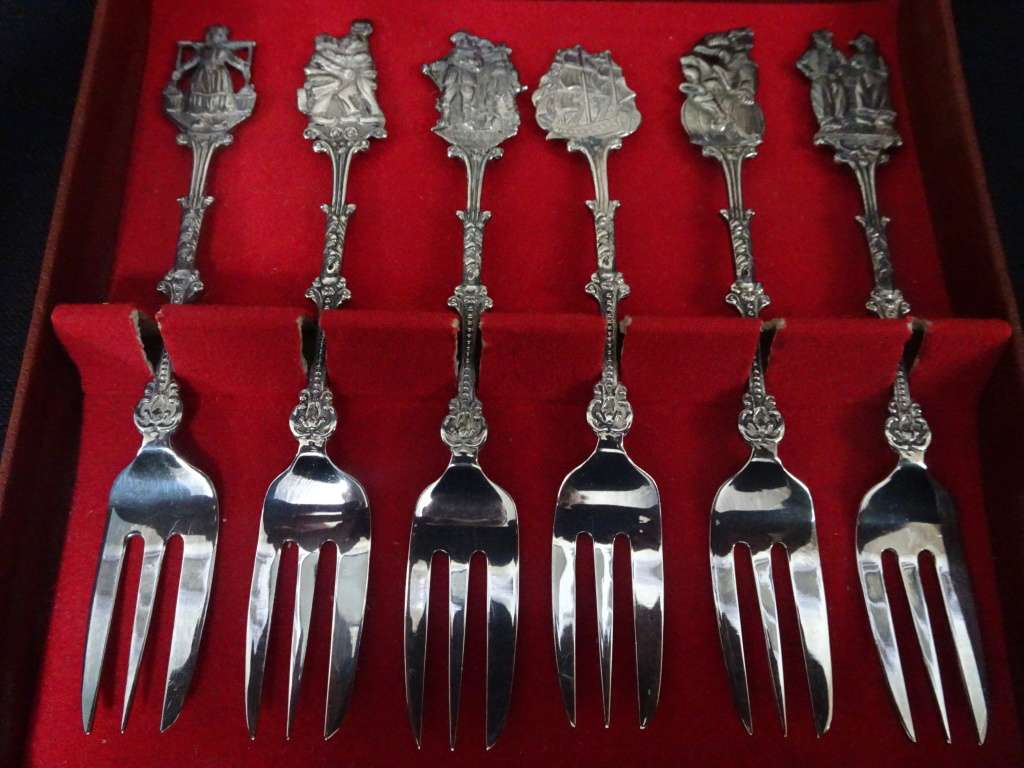 Six Piece Holland Netherlands Dessert Fork Silver Plate Vintage Collectible Set In Original Box