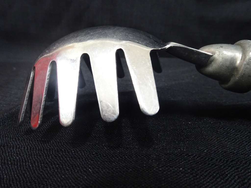 Stunning Carrol Boyes Pasta Server - In Excellent Condition