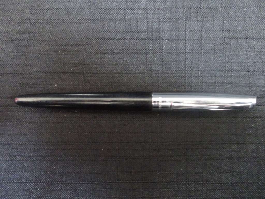 1950`s Queensway Cartridge Fountain Pen - No Cartidge Included - Made In England