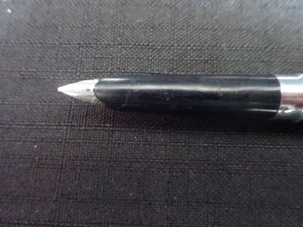 1950`s Queensway Cartridge Fountain Pen - No Cartidge Included - Made In England
