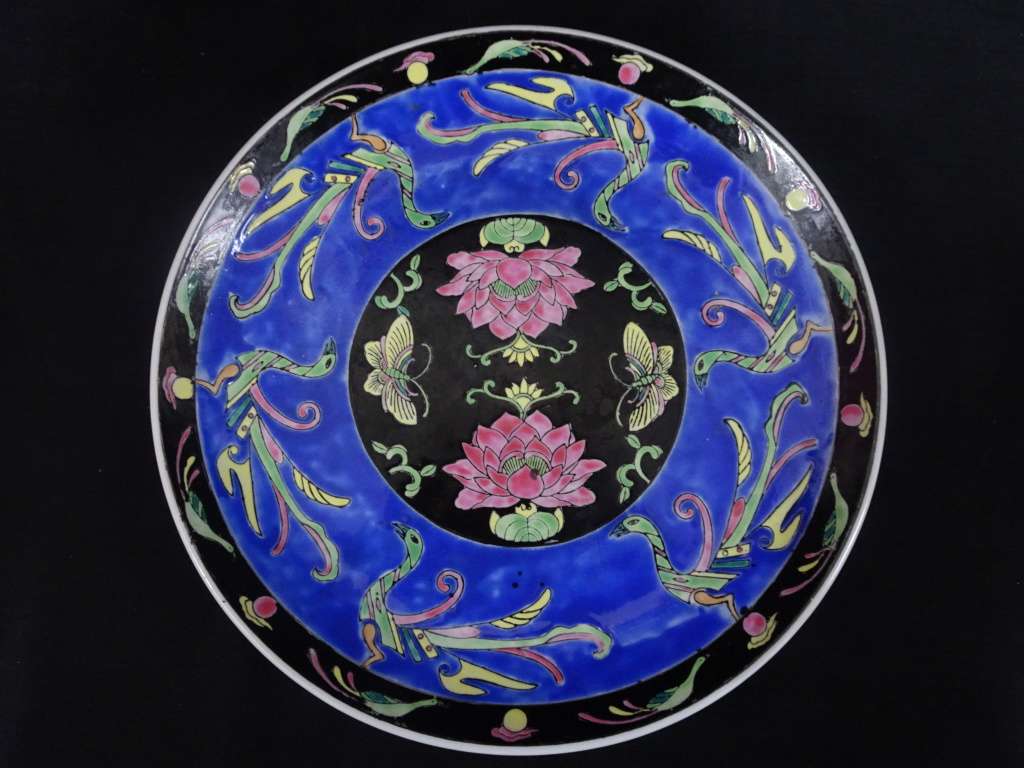 Lovely Antique Hand Painted Chinese Porcelain Plate - 31cm x 31cm