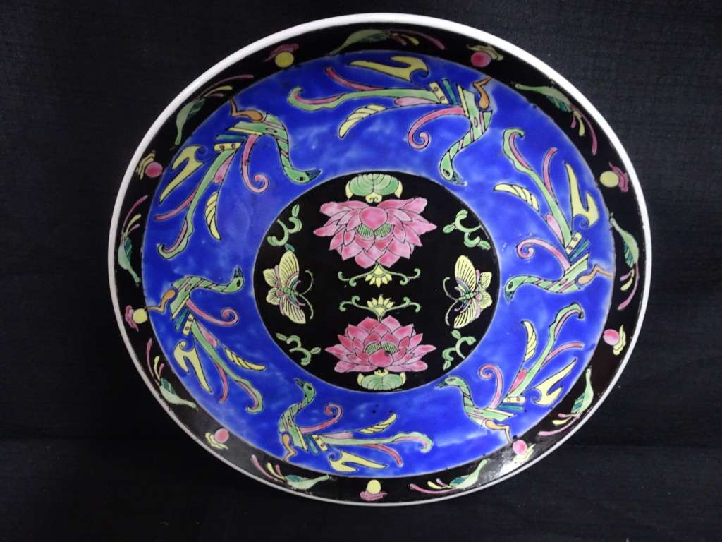 Lovely Antique Hand Painted Chinese Porcelain Plate - 31cm x 31cm
