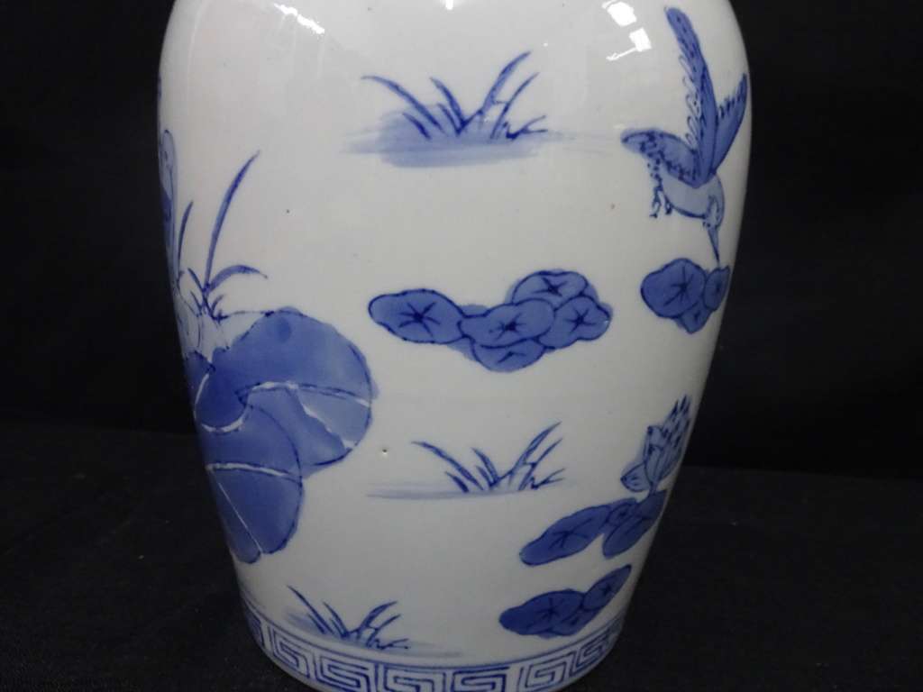 Rare Water Lilies Hand Painted Large Porcelain Jar With Lid-Blue and White Series-Made In China