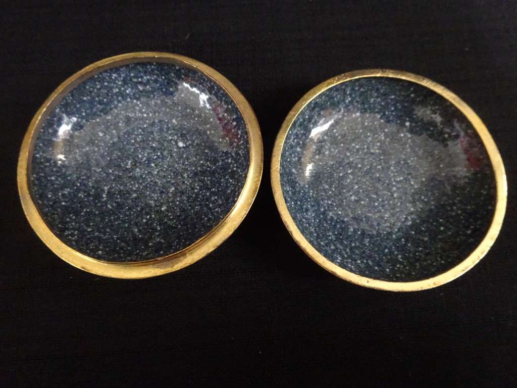 Stunning Vintage Chinese Cloisonne Enamel Bird And Flower Trinket Box - (H: 2cm / W: 7cm)