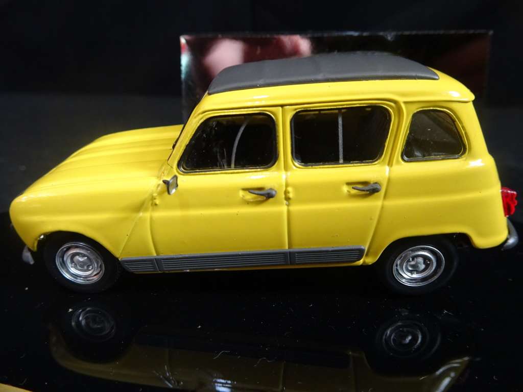 Vitesse Collection 045D Renault 4 GTL Closed Sun Roof 1978- In Excellent Condition