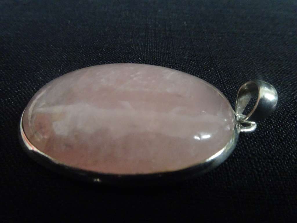 Superb and Chunky Sterling Silver And Rose Quartz Pendant 30.3g Alternative January Birthstone