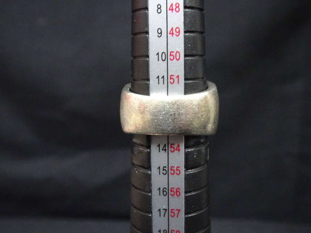 Beautiful Sterling Silver Blue Sapphire Ring - 9.7 Grams - Clearly Marked 925 - One Stone Missing