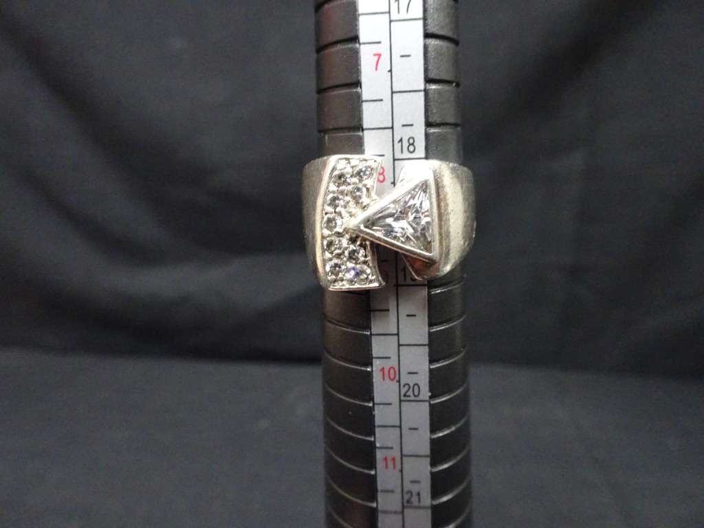 Beautiful Custom Made Sterling Silver Ring - 8.9 Grams - Clearly Marked 925 - Size 9