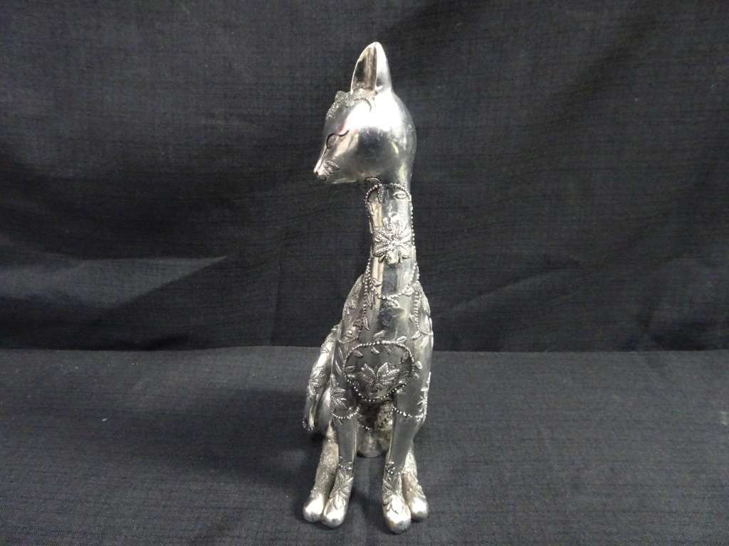 Stunning Funky Electroplating Resin Cat Ornament - In Excellent Condition