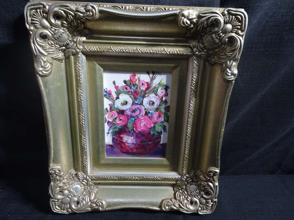 Stunning Oil On Board "Flowers" In Magnificent Decorative Frame - Artist Unknown-Condition Excellent