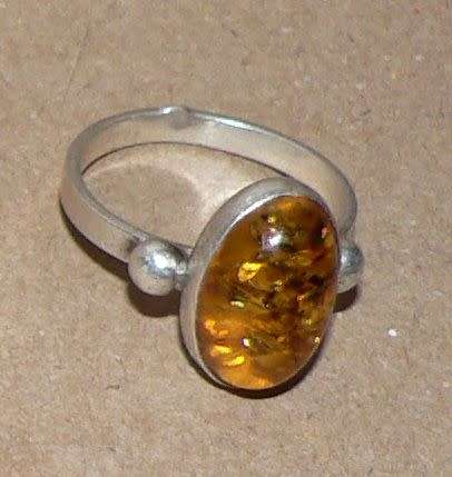 Vintage sterling silver and amber ladies ring