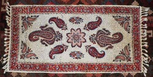 Vintage Ghalamkar hand blocked cotton table runner, made in Iran, 40 cm x 80 cm