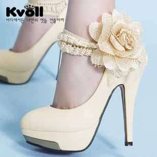 @ R560.00**** Classic women high heels - New Arrival @