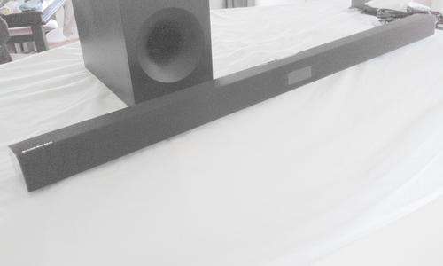 Samsung HW-F355   CRYSTAL  SURROUND  AIR  TRACK  (SOUND  BAR)