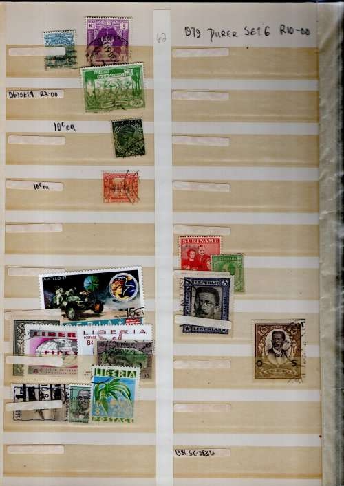 OLD LIGHTHOUSE ALBUM 2ND HAND WITH MIXED WORLD ODDS. AS PER SCANS. NB: PLEASE READ BELOW!!!