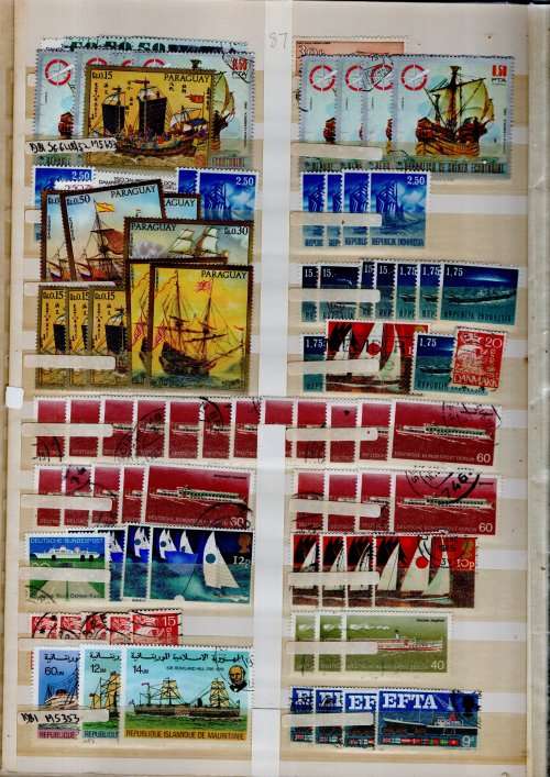 OLD LIGHTHOUSE ALBUM 2ND HAND WITH MIXED WORLD ODDS. AS PER SCANS. NB: PLEASE READ BELOW!!!