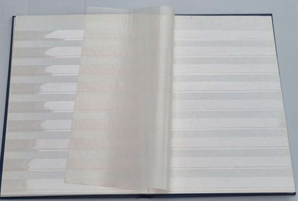 PRONTO SGW 16.1 EMPTY ALBUM 2ND HAND. AS PER IMAGES. 16 PAGES/32 SIDES. NB: PLEASE READ BELOW!!!