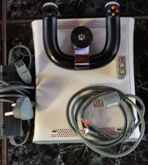 xbox360 with SpeedWheel & 7 Epic Games