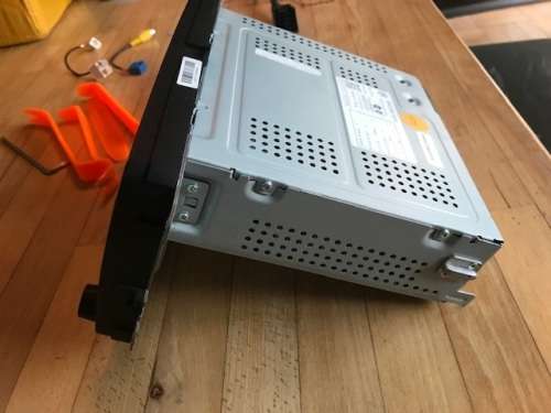 VW RCD330 - Desay Head Unit with CarPlay