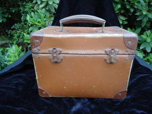 LOVELY 1950'S-1960'S VANITY?? CASE