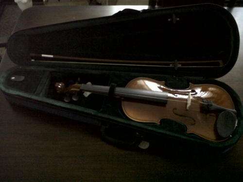 SANCHEZ VIOLIN AND CASE