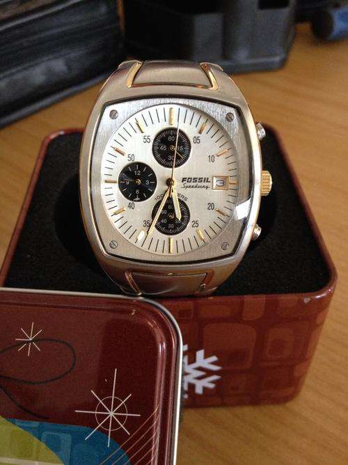 Fossil Speedway! Like new in box. No Reserve!