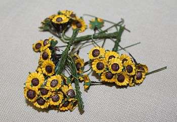 SUMMER SALE!  Little Sunflowers for scrapbook or card making