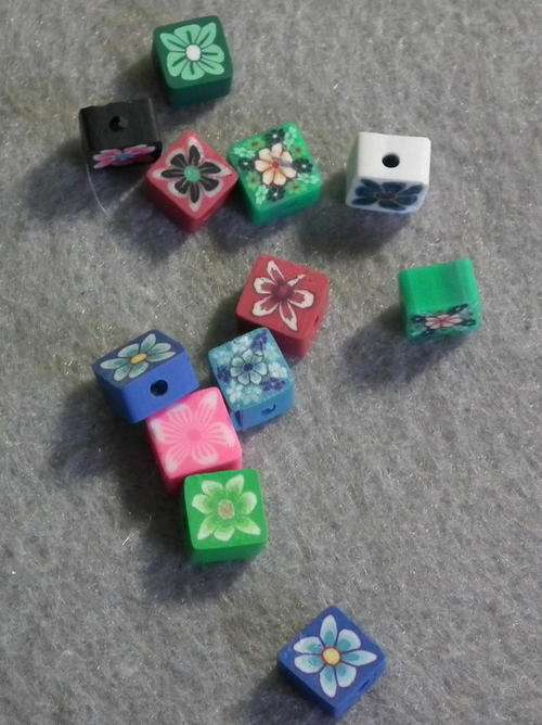 Little square flower clay beads (15 in packet)