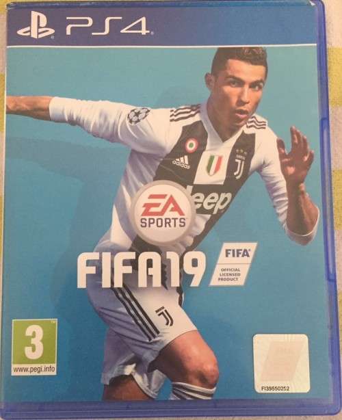 FIFA 19 PS4 Game