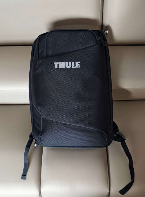 Pre-Loved Thule Accent Convertible Laptop Bag 17L - No Reserve