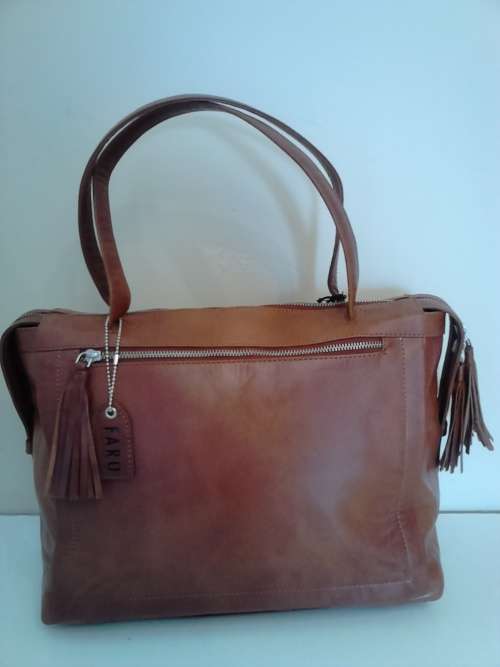 100% GENUINE LEATHER HANDBAG