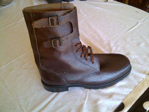 LEATHER BOOTS NEW SIZE 11