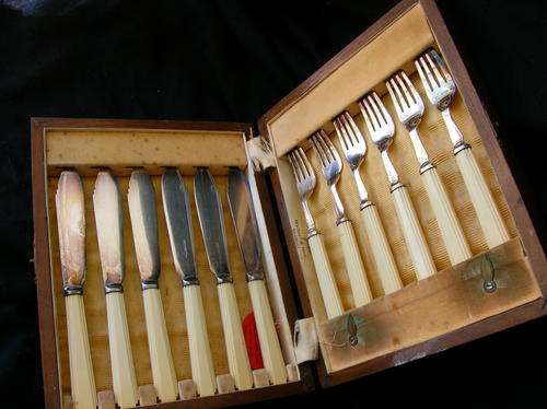 Walker and Hall - Fish Knives and Forks