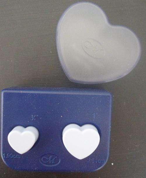 Scrapbooking - Creative Memories - Heart Punch (2 sizes in one) - joy999