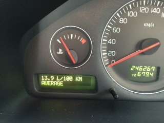 VOLVO XC90 D5 AUTO DIESEL 7 SEATER 2007 **BRILLIANT**