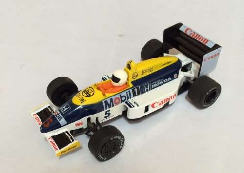 Williams FW11 no 5 (Black wheels)