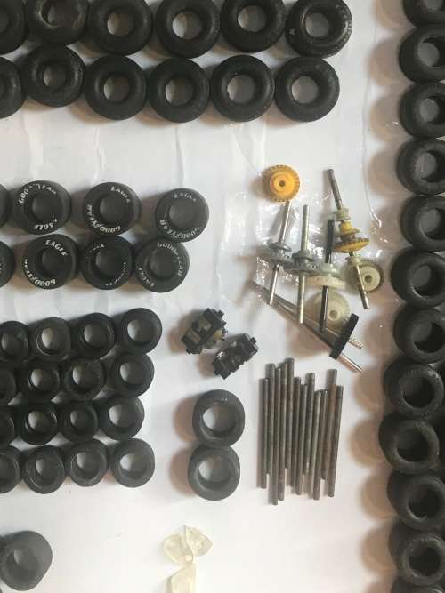 Scalextric Tyre and Axle Scrap Yard