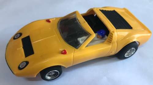 Scalextric Lamborghini Miura Cabriolet
