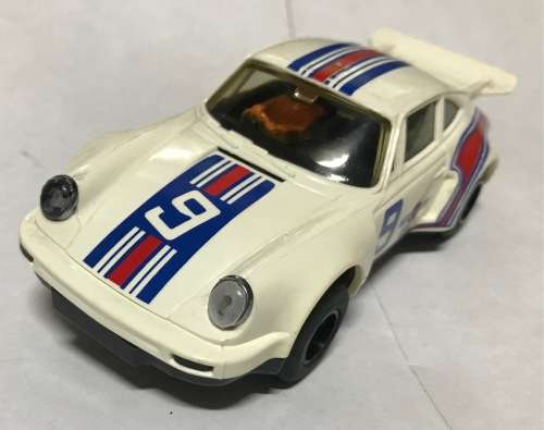 Scalextric Porsche 911 - Martini Listing 1