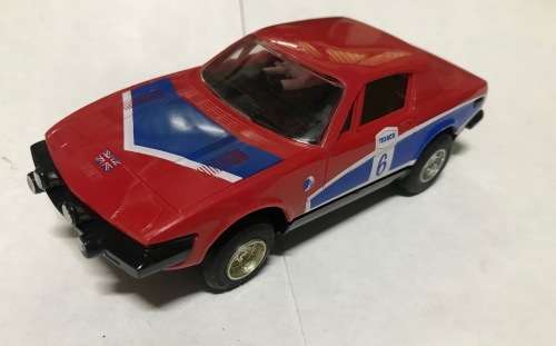 Scalextric Triumph TR7