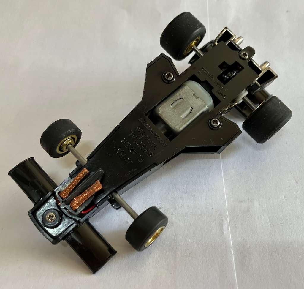 CHRISTMAS IN JUNE - Scalextric Lotus 77 (Listing 1)