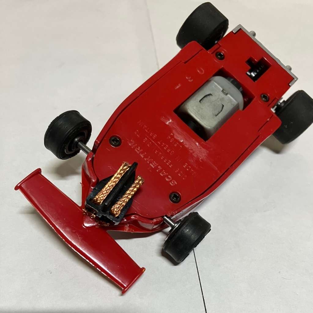 CHRISTMAS IN JUNE - Scalextric Ferrari 312T - RED (Listing 1)