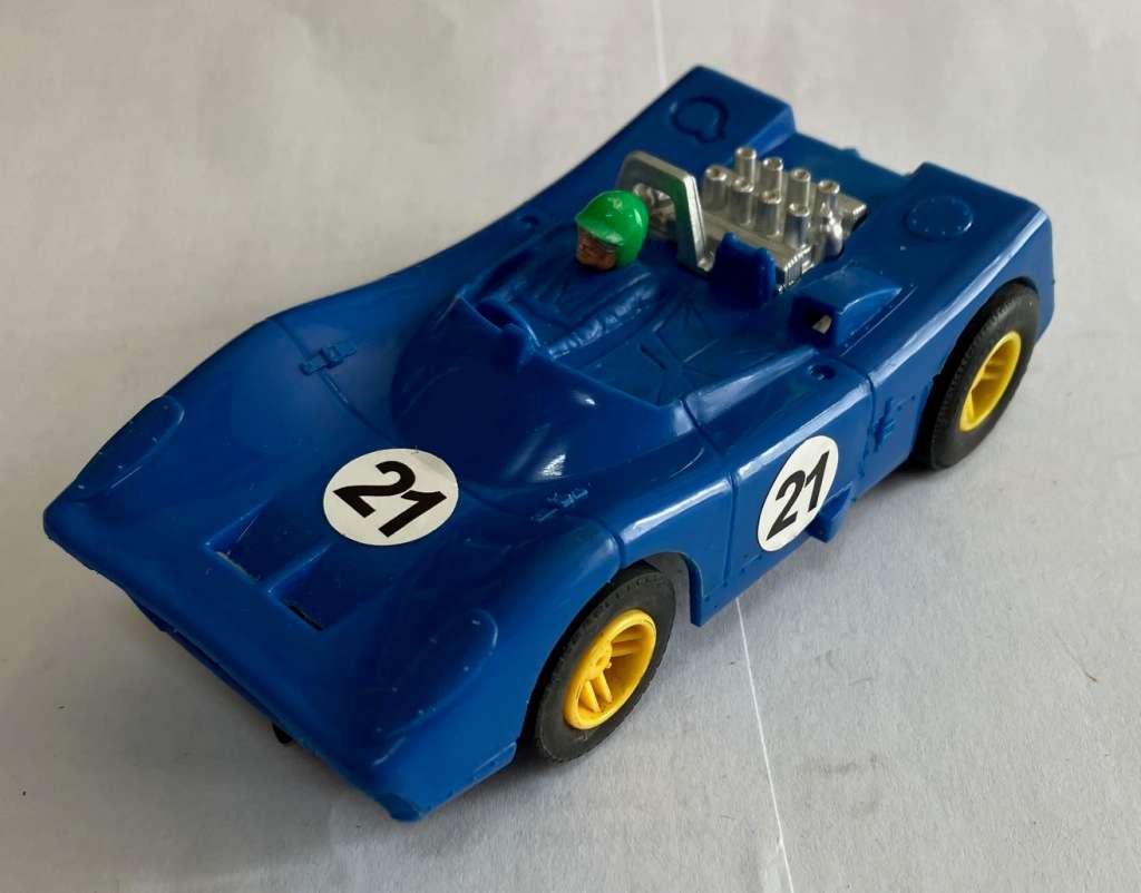 Scalextric Cougar