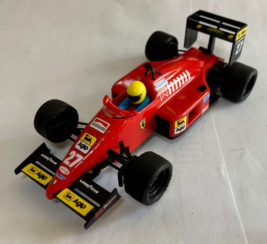 SCX Ferrari F1/87 - no 27
